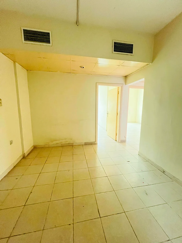 One Month Free!!! 1bhk With Six Payments Only In 31k Available Close To Sahara Center For Any Inquiry Please Call Hamza64191050076930111