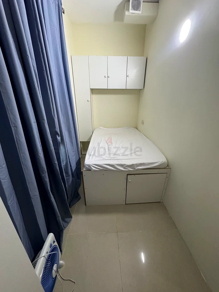 Window Partition Room || Prime Location || JVC64048191081986110
