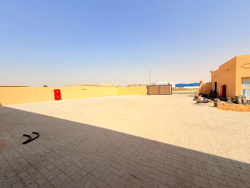 Warehouse + open yard , Brand New64057911904130111