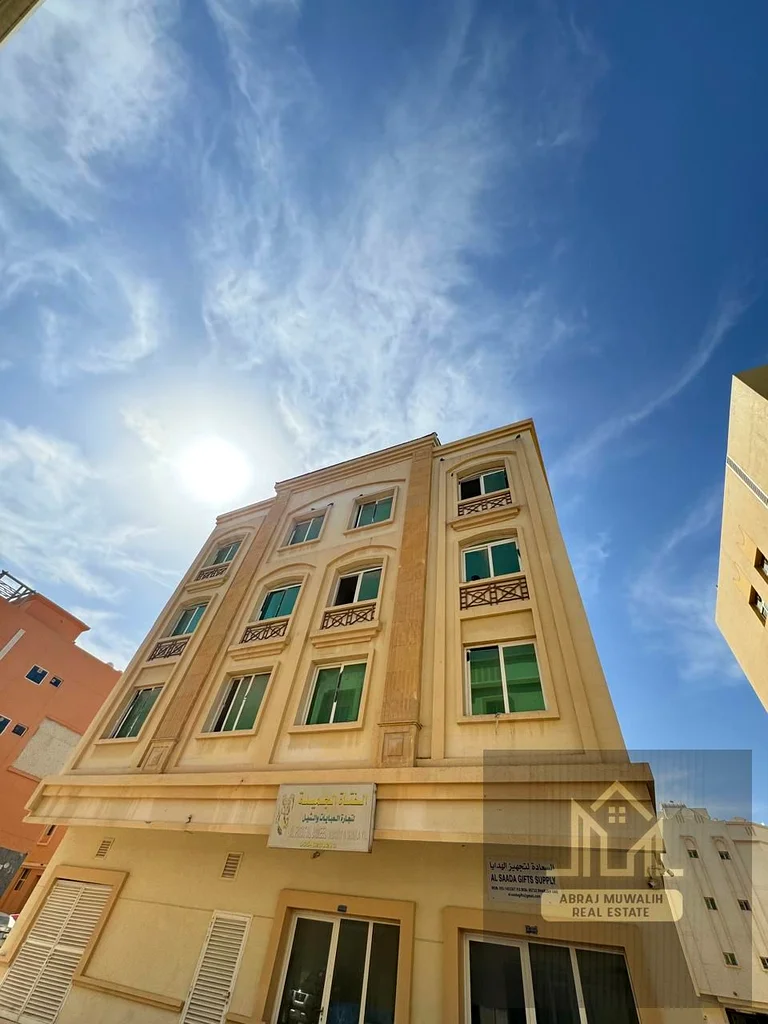 WEAKEND OFFER \ LAVISH APPARTMENT \ AT THE PRIME LOCATION \ FAMILY BUILDING \ FREE OPEN PARKING64052001345155111