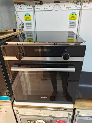 Siemens iq500 built in oven cooktop set in excellent condition