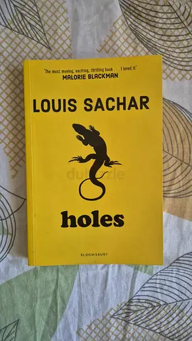 Holes By Louis sachar BOOK