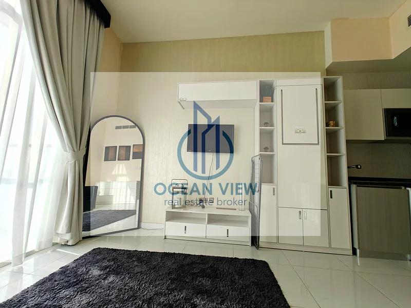 شقة استوديو مفروشة بالكامل // تشطيبات مشرقة // أثاث ذكي64211540806914114