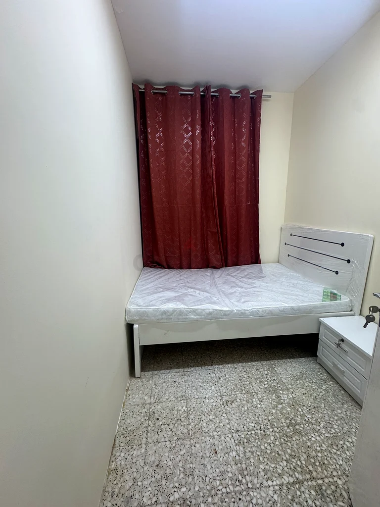 غرفة بأسعار معقولة للأزواج64048535144067111