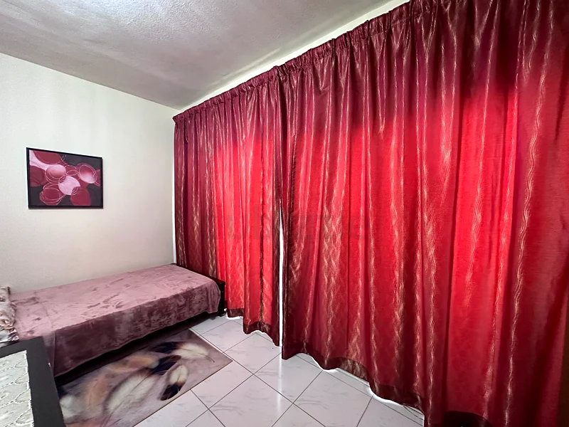 SPACIOUS PARTITION ROOM WITH BALCONY FOR GENT IN QASIMIA  - FREE SEWA  WIFI64053744528771114