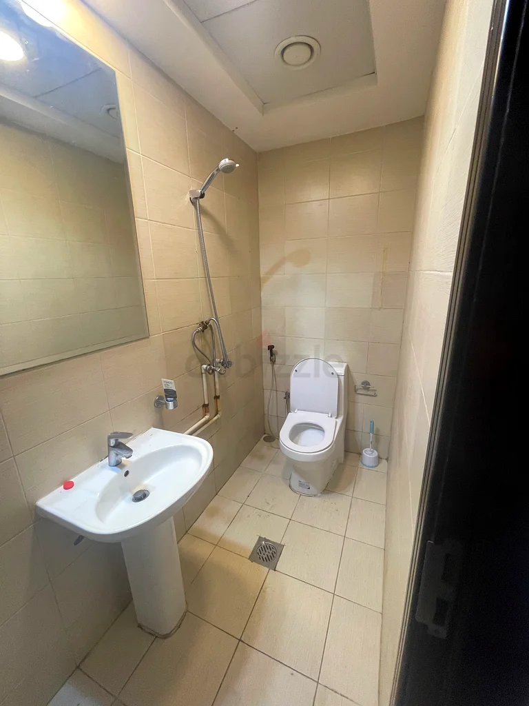 Partition close to metro in Te-com Barsha heights64055712103042114