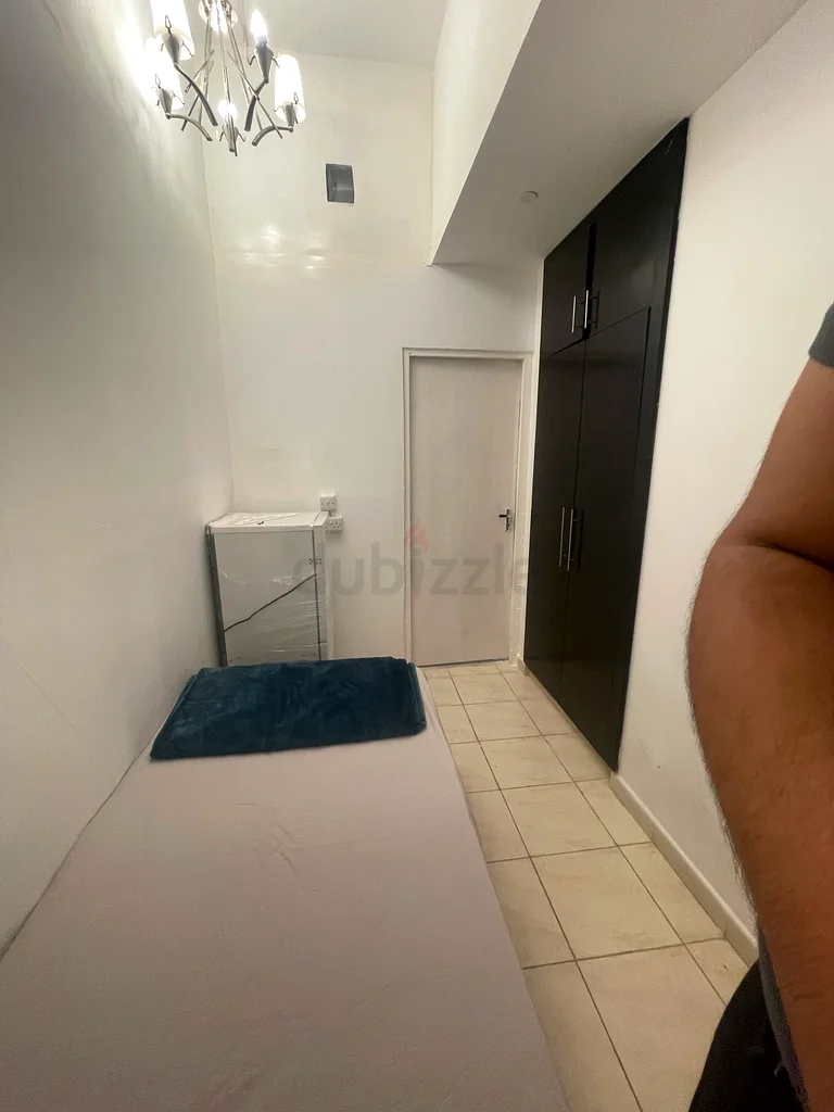 Partition close to metro in Te-com Barsha heights64055712103042113