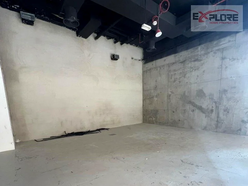 COMMERCIAL | PRIME LOCATION | SHOP |64067788558850112