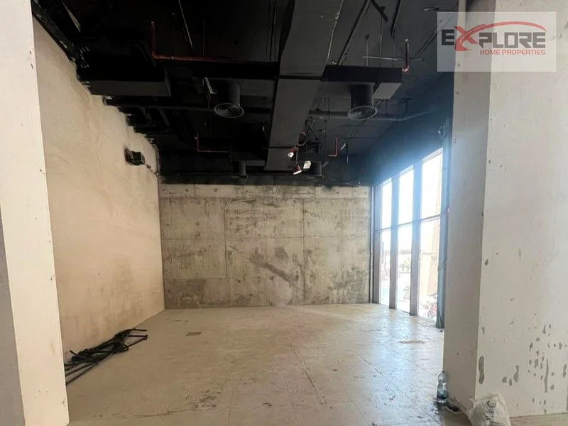 COMMERCIAL | PRIME LOCATION | SHOP |64067788558850113