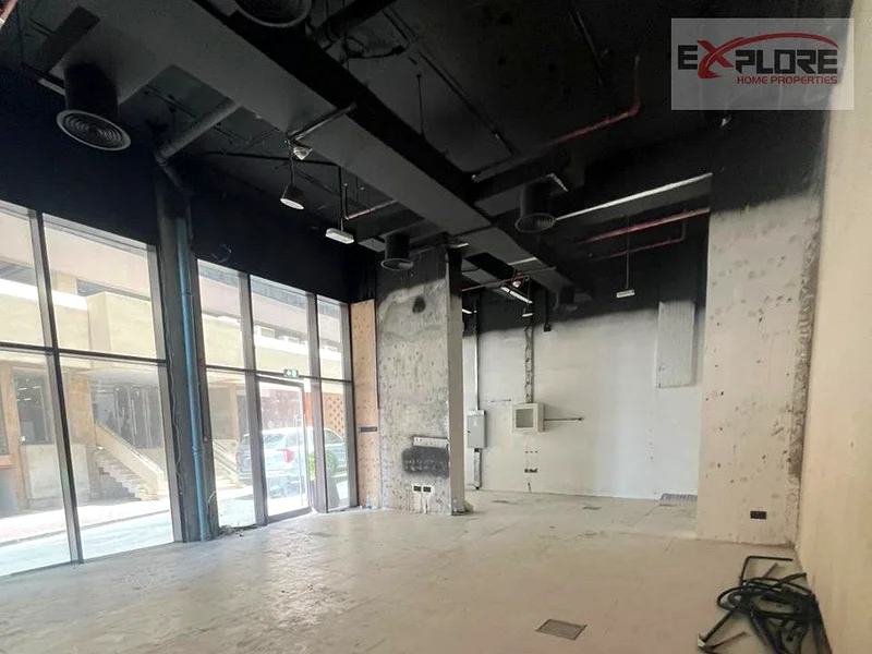 COMMERCIAL | PRIME LOCATION | SHOP |64067788558850110