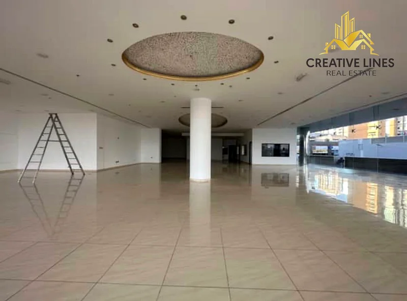 PRIME LOCATION | IDEAL SPACE FOR BUSINESS | AMPLE PARKING SPACE64072774792706113