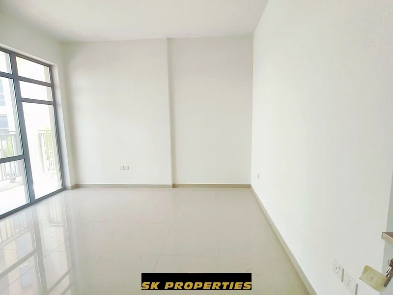 مع شرفة | جاهز للانتقال | موقع متميز64230331195651114