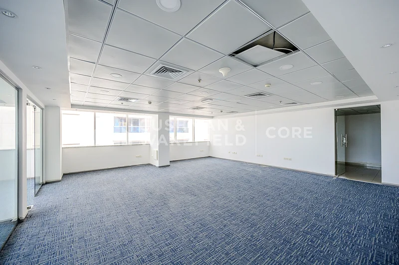 Sea View | Partitioned Office | DED License64066791352963111