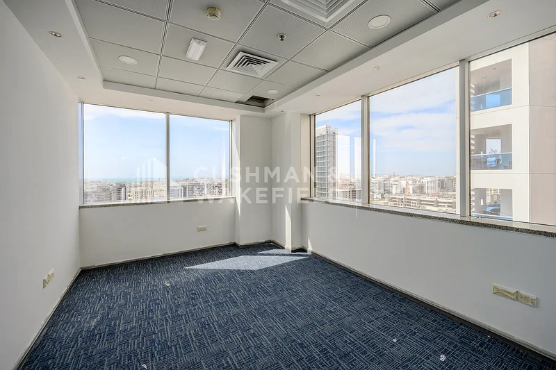 Sea View | Partitioned Office | DED License64066791352963112