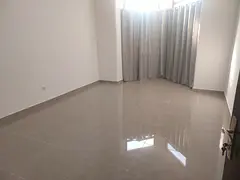 Hamdan St ladies only large, quiet, clean, bright room shared bthrm