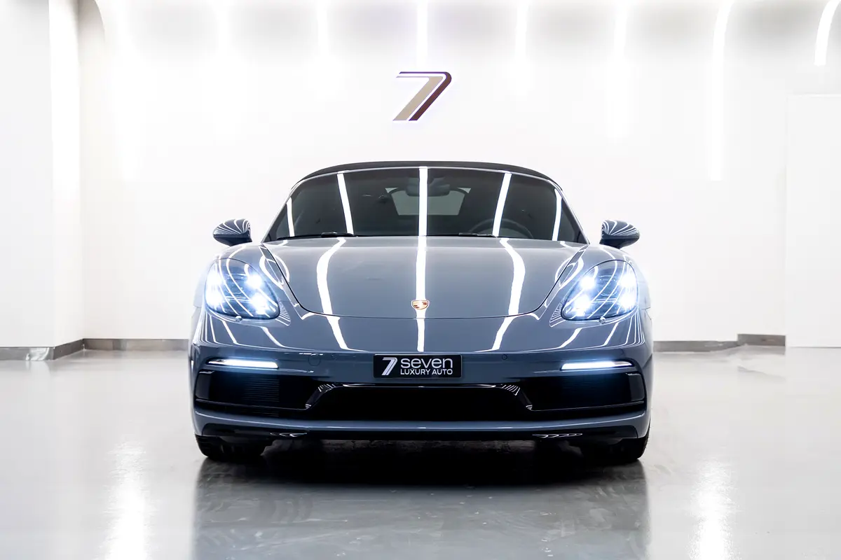 Porsche Boxster 2024 — photo 1 of 18