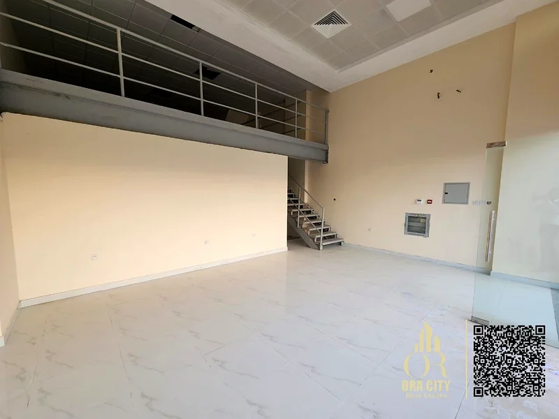 محل للإيجار، 1000 قدم مربع، في الجرف 2 - 650 طابق أرضي + 350 ميزانين - موقع استراتيجي مناسب لعدة أنشطة تجارية64073784512259110