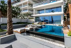 5BR | Luxury Living | Premium Residential Home