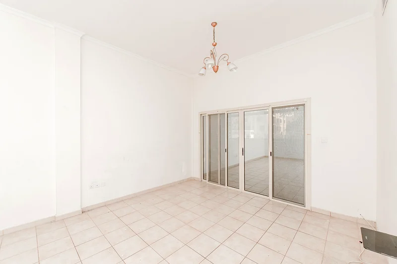 إيجار عقاري كامل للمبنى إيوان | 12 شقة64395296302339112