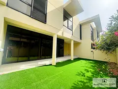 3 BEDROOM || READY TO MOVE || LANDSCAPED GARDEN
