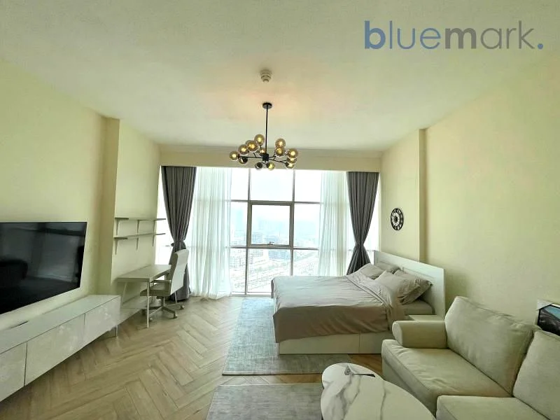 Upgraded || Furnished || Prime Loction64050030746241112