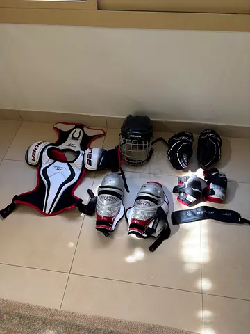 Ice Hockey Gear ages 10-13