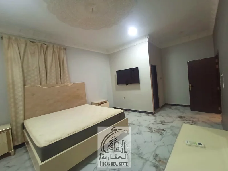 *Villa for Rent – Residential/Commercial*   Suitable for all types of activities, in a prime location on a main street and close to all services.64073343196034114