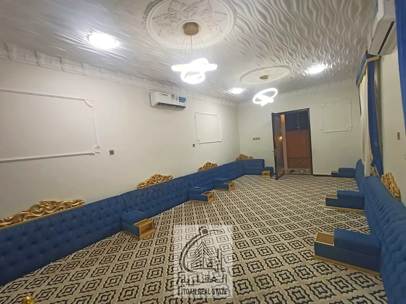 *Villa for Rent – Residential/Commercial*   Suitable for all types of activities, in a prime location on a main street and close to all services.64073343196034112
