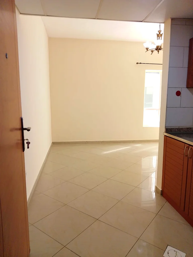 عرض مميز* شقة من غرفة واحدة متاحة للعائلة مقابل 26 ألف فقط مقابل مركز سهارى64191645104131113