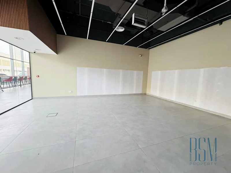 Retail Shop for Rent in Nasr Square, Oud Metha64072670758146114