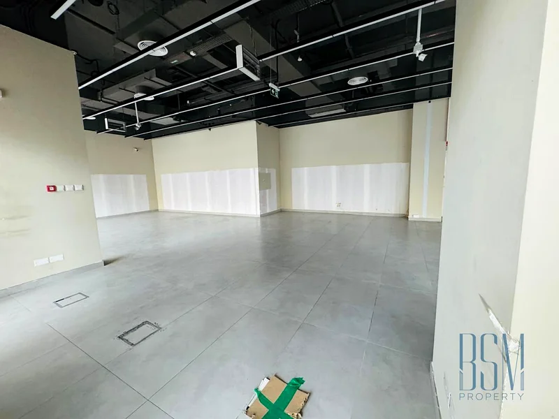 Retail Shop for Rent in Nasr Square, Oud Metha64072670758146113