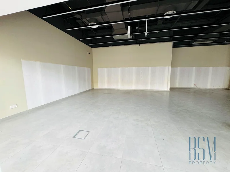 Retail Shop for Rent in Nasr Square, Oud Metha64072670758146112