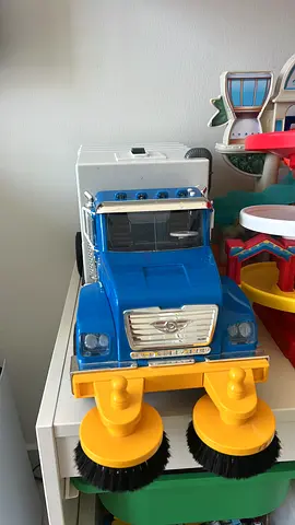 Kids toy