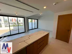 Single Row | Vastu | Vacant