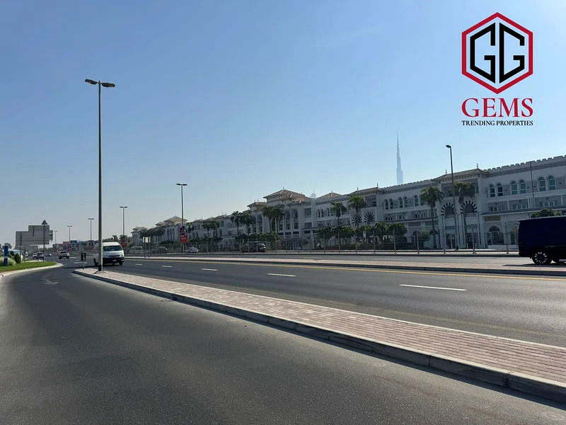 COMMERCIAL PURPOSE | SERVANT BLOCK | PRIME AREA64062481527681113