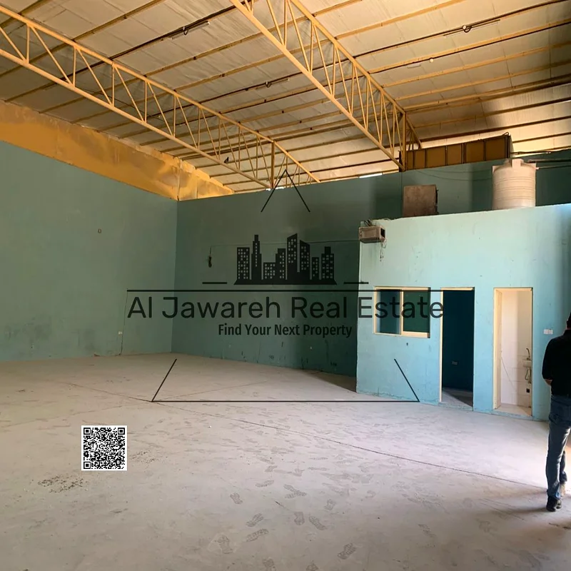 مستودع للإيجار، مساحته 3015 قدم مربع، كهرباء 25 كيلو واط64061497182211113