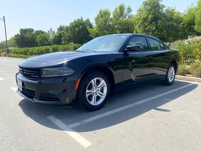 dodge charger 2022  SXT -6 CYLINER USA SPCS