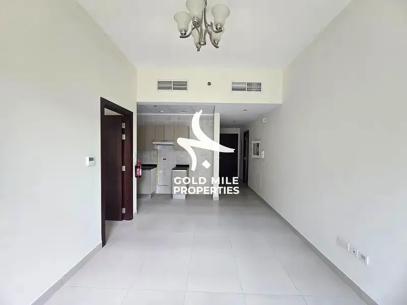 Spacious 1 BHK ||| FOR FAMILY ||| PRIME LOCATION ||| Close To MOE64143507437185113