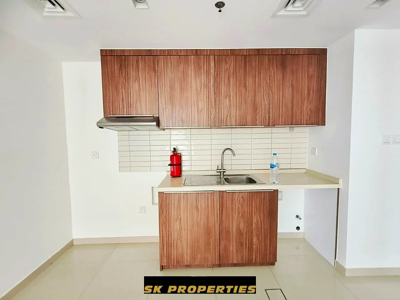 مع شرفة | جاهز للانتقال64230331298561113