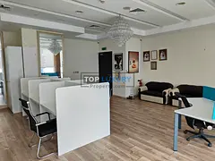 FULLY FURNISHED | STUNING VIEW | NEAR METRO