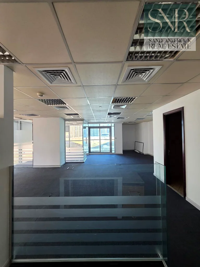 Prestigious Tower | Open Layout | Prime Location64070892323586114