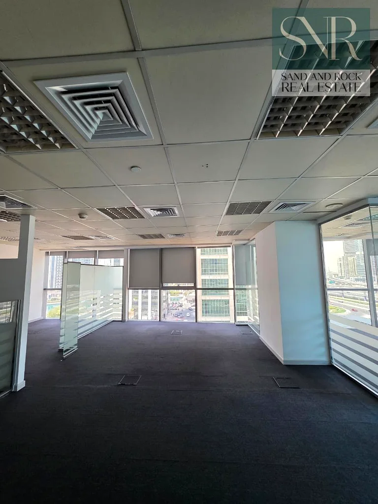 Prestigious Tower | Open Layout | Prime Location64070892323586112