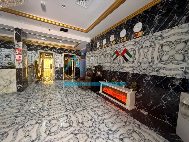 Stylish Studio Living with Balcony, Pool & Gym – Ideal for Families64214987570433110