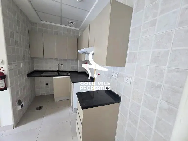 Spacious 1 BHK ||| FOR FAMILY ||| PRIME LOCATION ||| Close To MOE64143507410945112