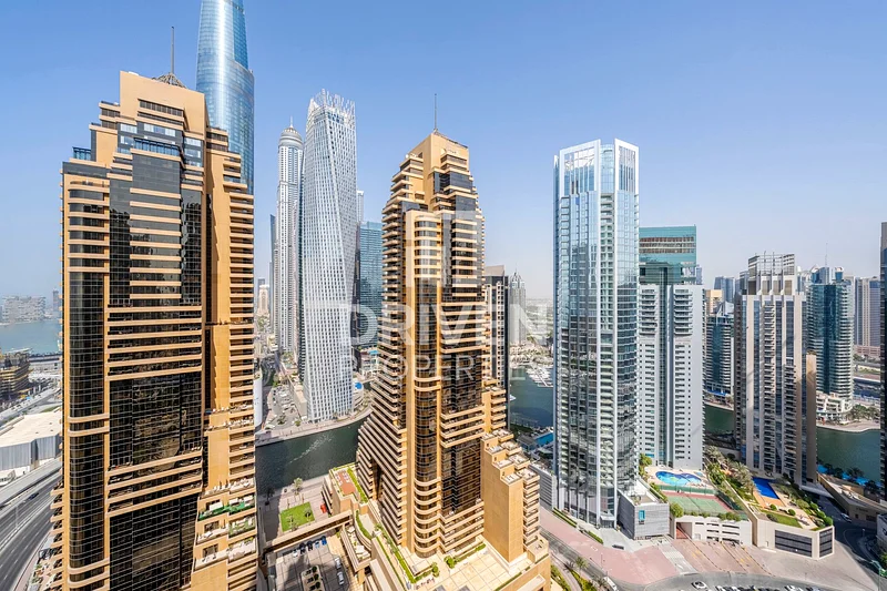 ديكور أنيق | موقع متميز | طابق عالي64164053719171110