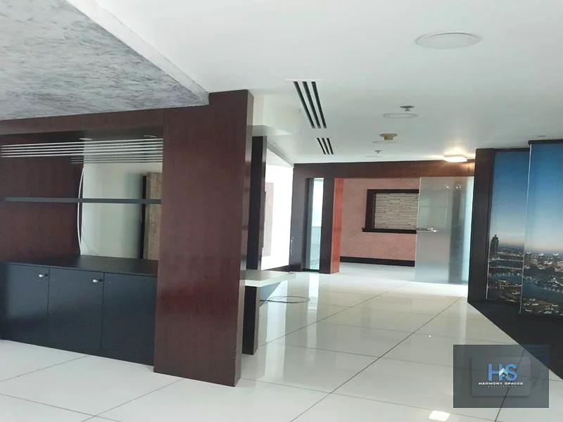Vaastu complaint | Fully Fitted | Closed to metro64067573061378110