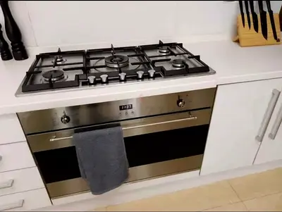 Smeg Latest Model Built in Gas Oven 90cm And Integrated Gas Top For Sale Same Like New