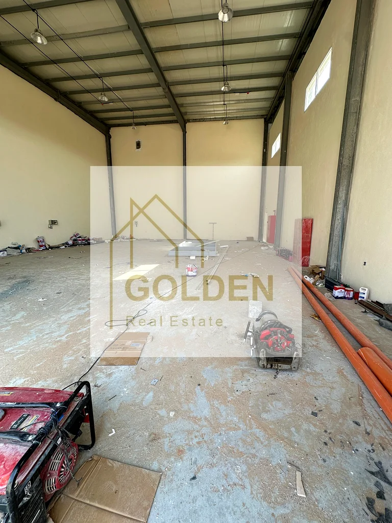 Ready-to-Use Warehouse for Rent | 10,000 Sq.Ft | 200 kW Electricity | Excellent Location | Rent AED 350,00064061599306499111