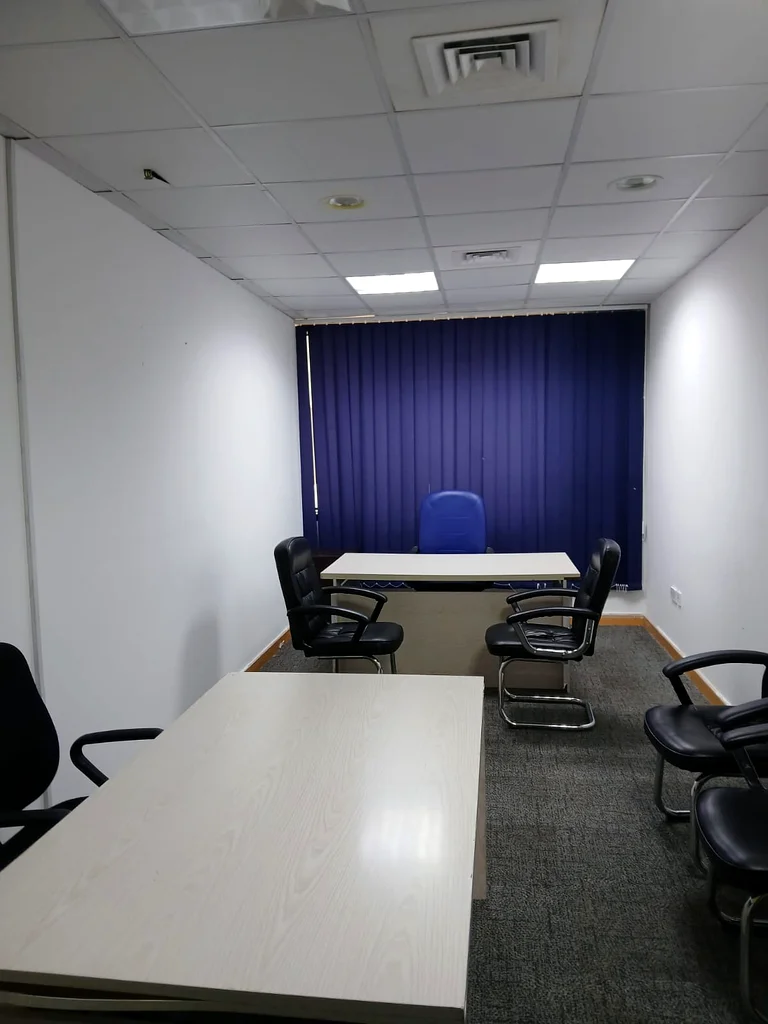 RENTAL OFFICES : EJARI SERVICES : NEAR TO METRO : DEWA INCLUDED : FREE MEETING ROOM64068007414147113