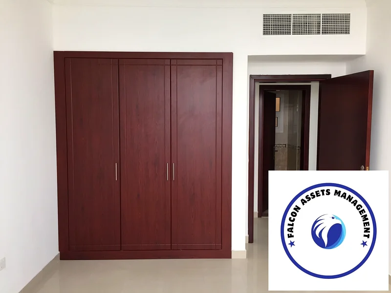 شقة أنيقة، في الطابق العلوي مع مسبح وصالة رياضية ومرافق64052659994753112